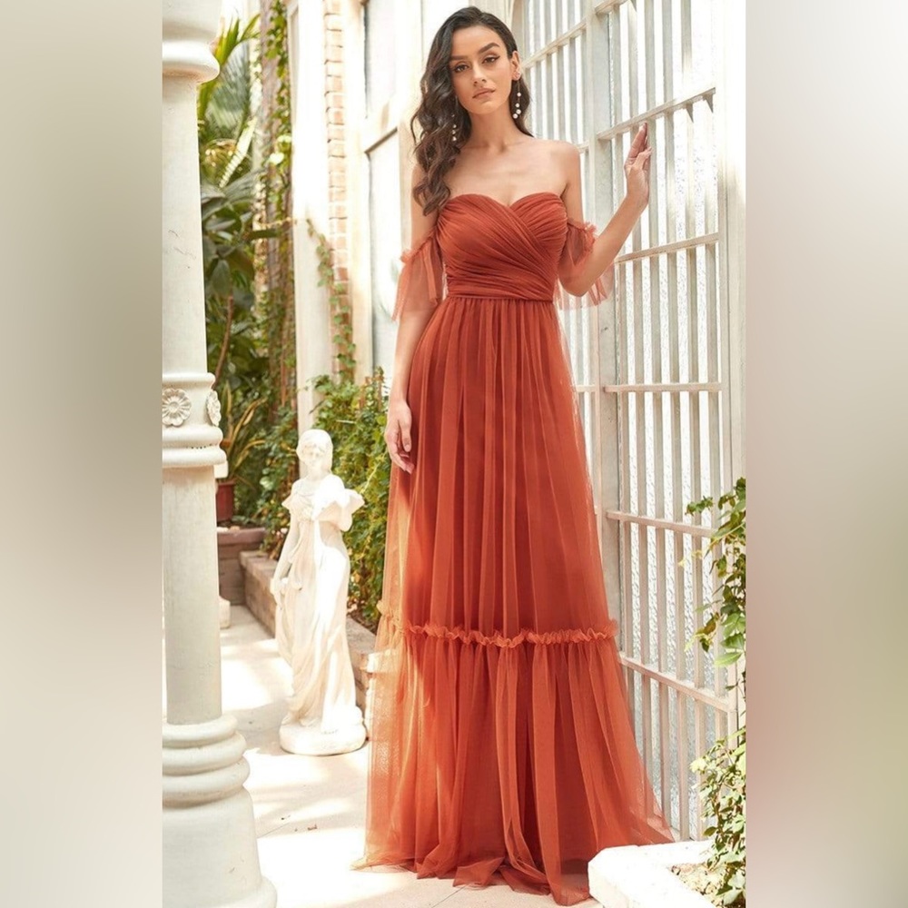 *SOLD* Off-Shoulder Sweetheart Double Layer Pleated Evening Dress